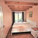 Tatil Evi Ostseeliebe Haus Ostseeliebe Haushaelfte Rechts *