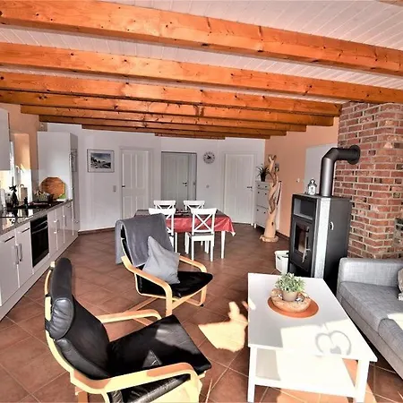 Дом отдыха Ostseeliebe Haus Ostseeliebe Haushaelfte Rechts Ховахт