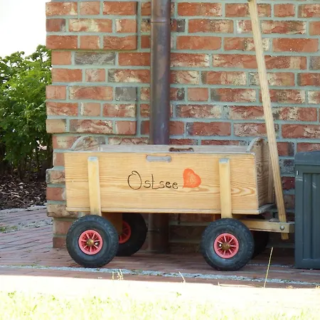 Ostseeliebe Haus Ostseeliebe Haushaelfte Rechts *