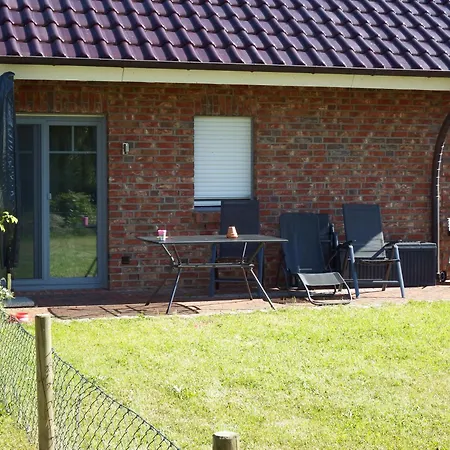Casa vacanze Ostseeliebe Haus Ostseeliebe Haushaelfte Rechts *